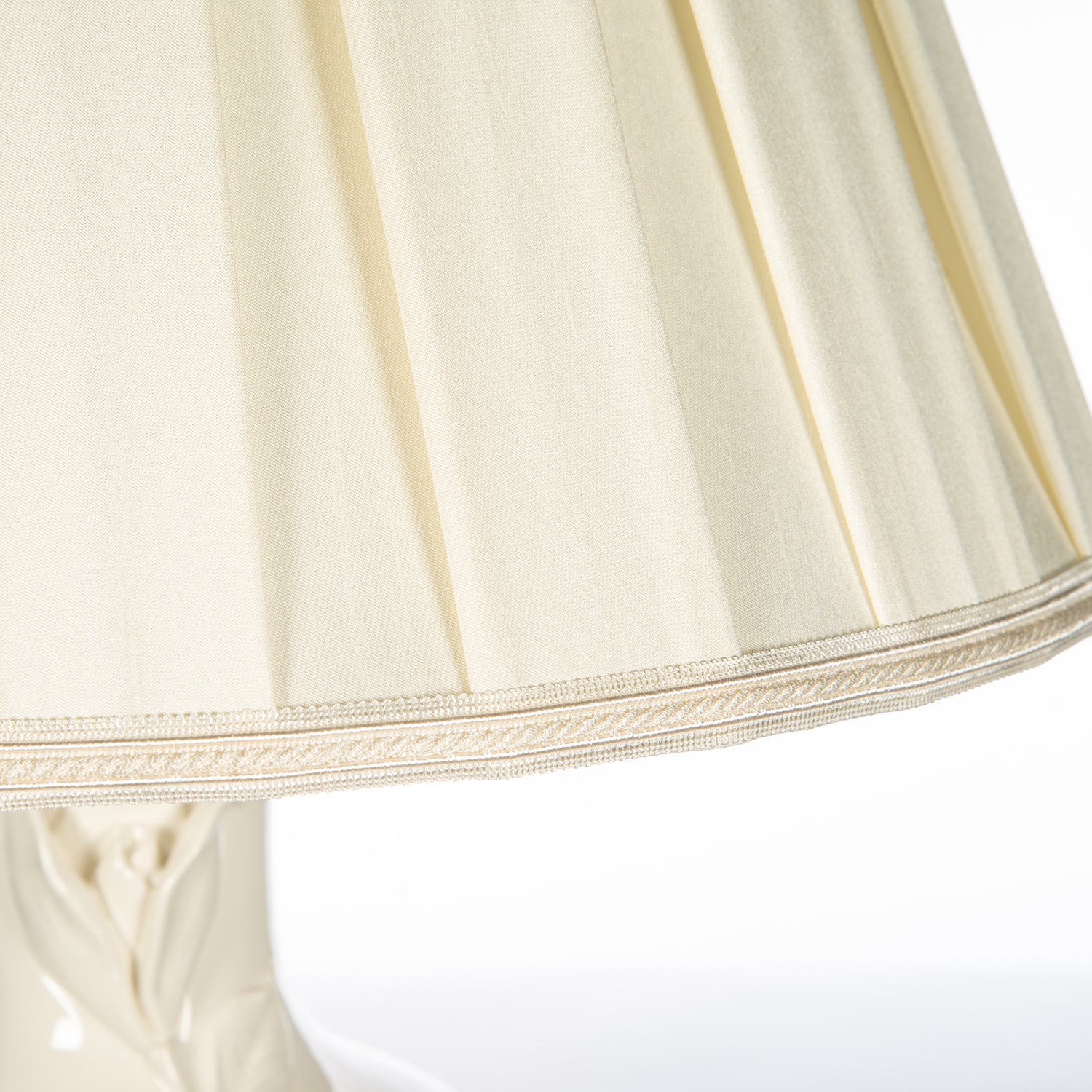 Bradburn Home Snow Magolia Couture Table Lamp