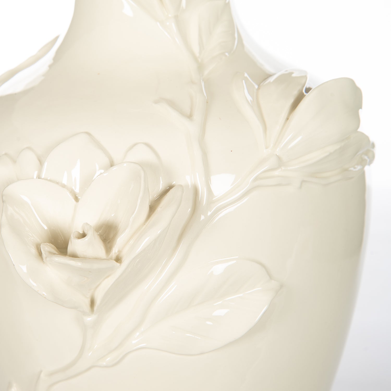 Bradburn Home Snow Magolia Table Lamp