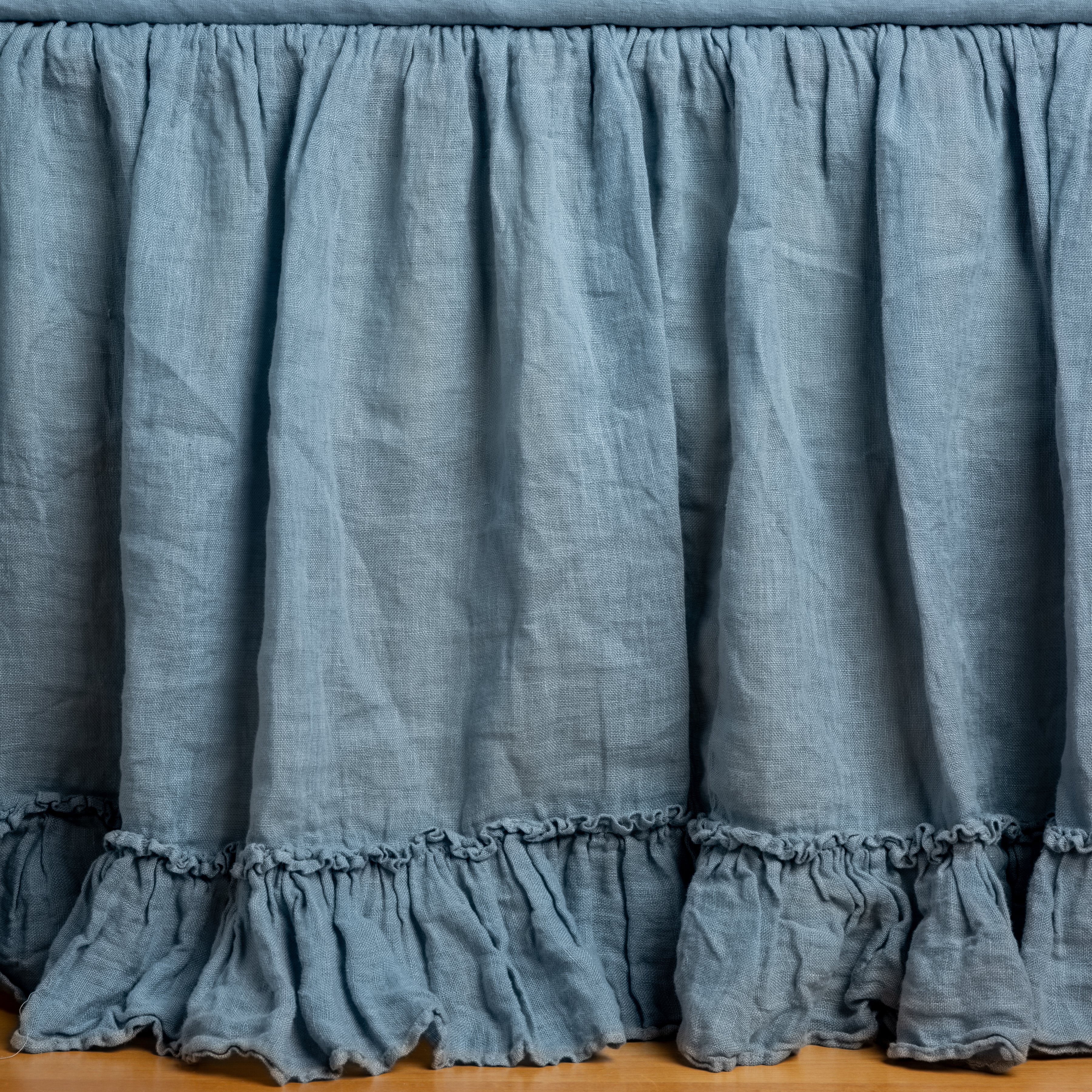 Bella Notte Linen Whisper Crib Skirt