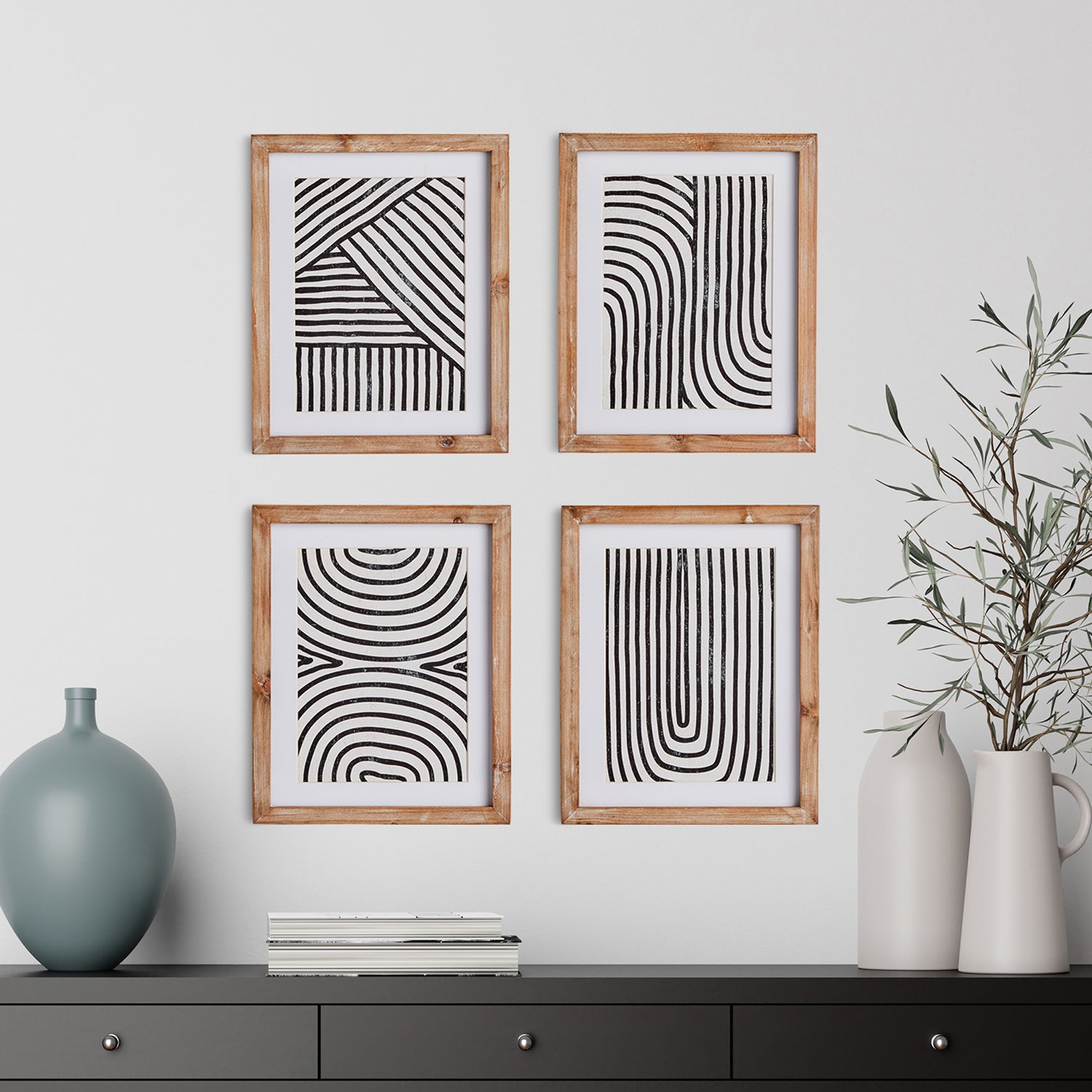 Achromatic Linear Petite Print Set of 4