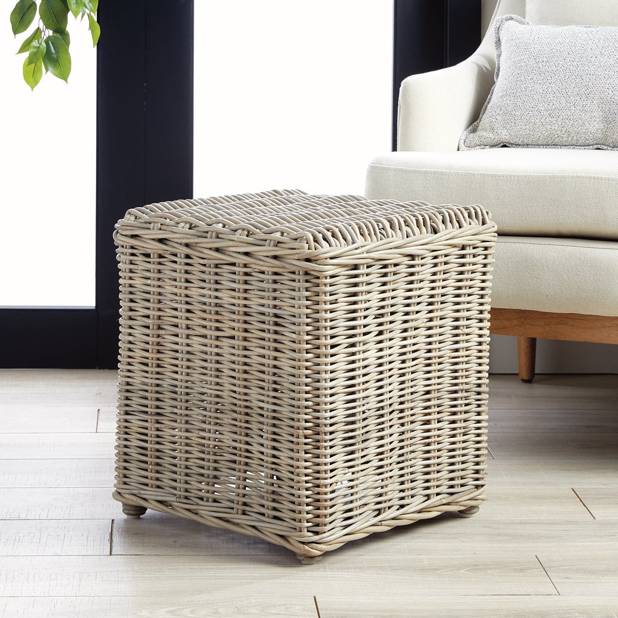 Davina Stool
