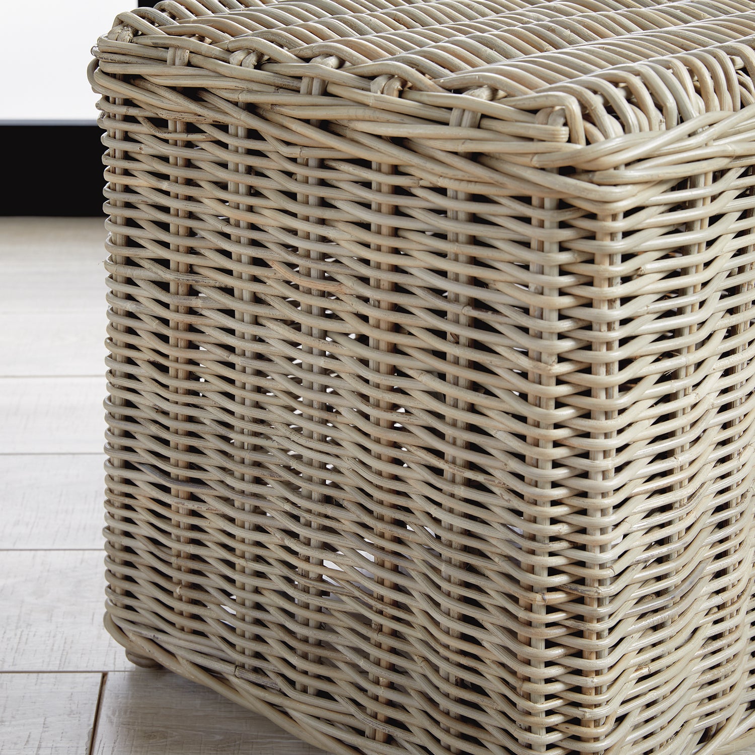 Davina Stool