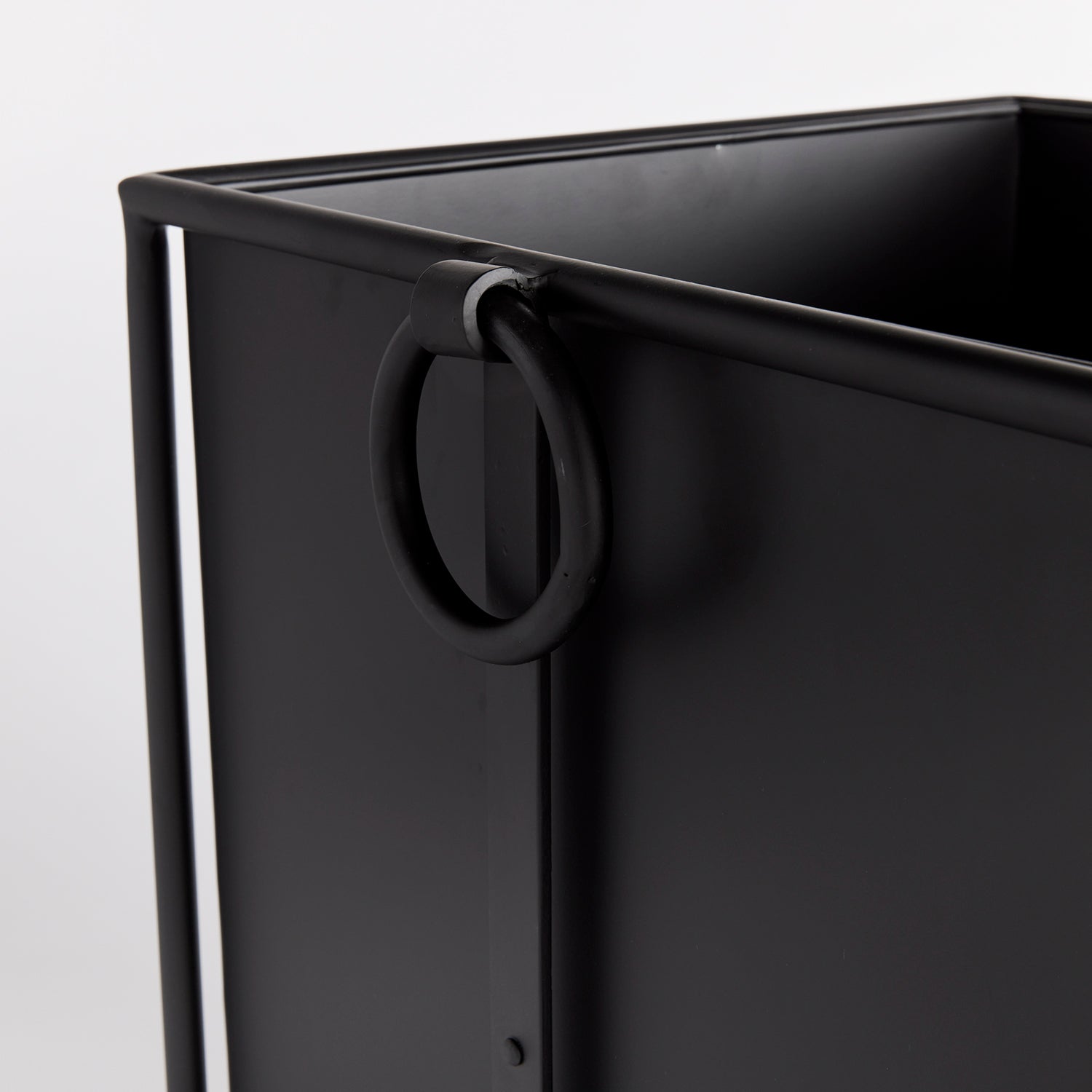 Callahan Square Planter