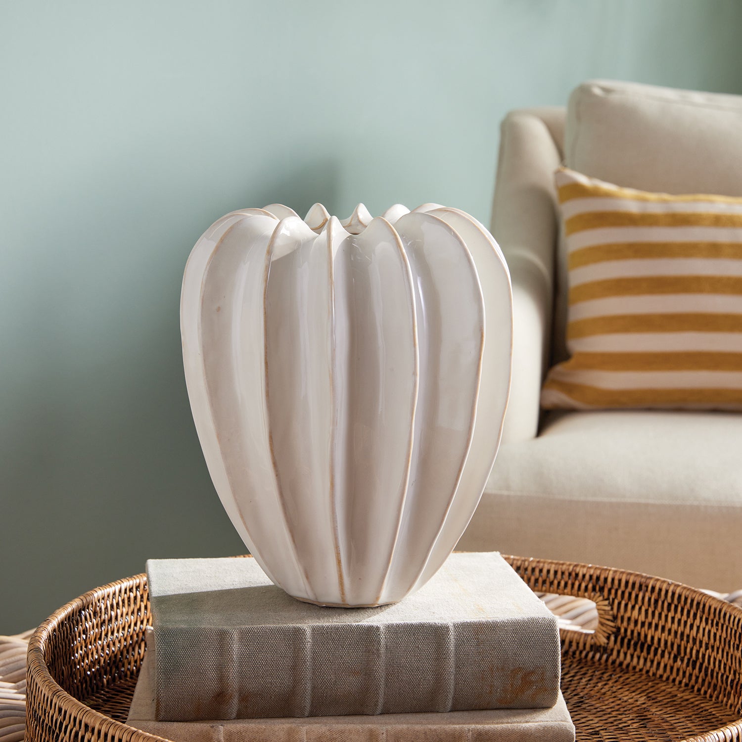 Blecklyn Vase