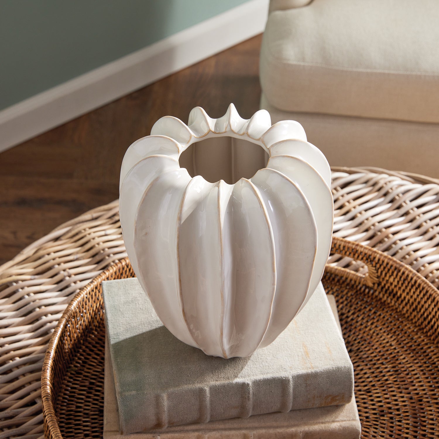 Blecklyn Vase