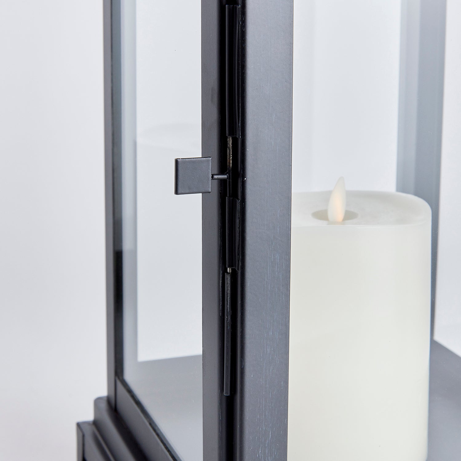 Kito Outdoor Lantern