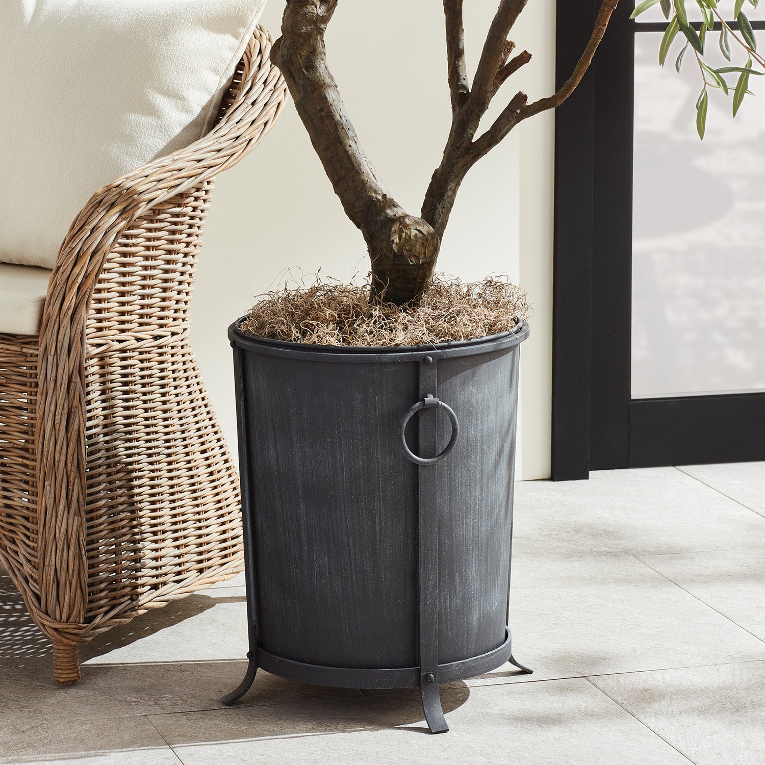 Oberon Planter
