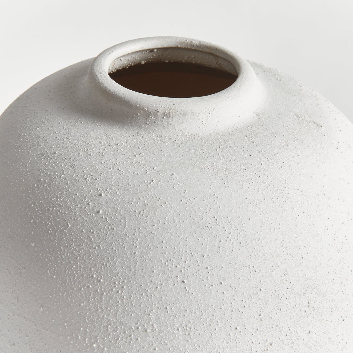 Hawthorn Grande Vase