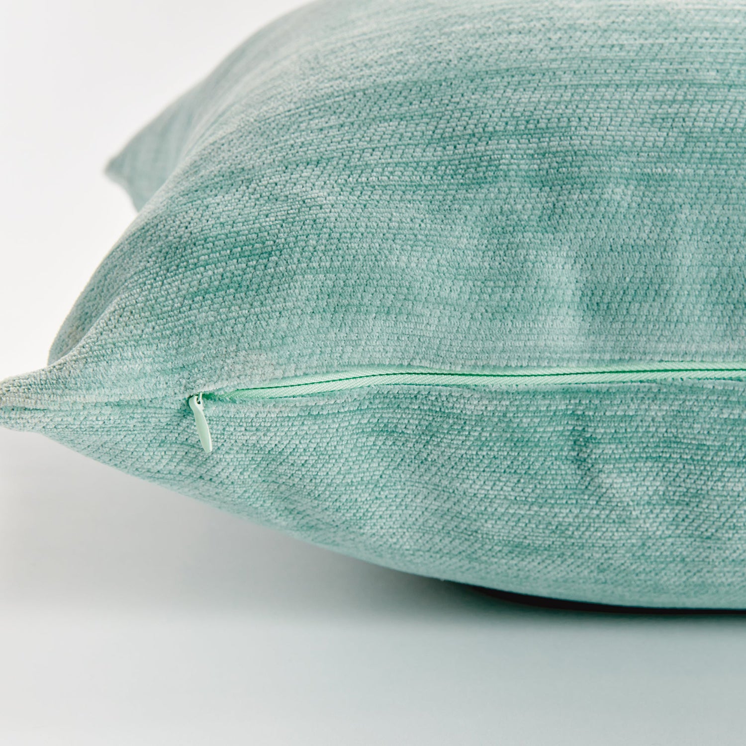 Suri Indoor/Outdoor Pillow