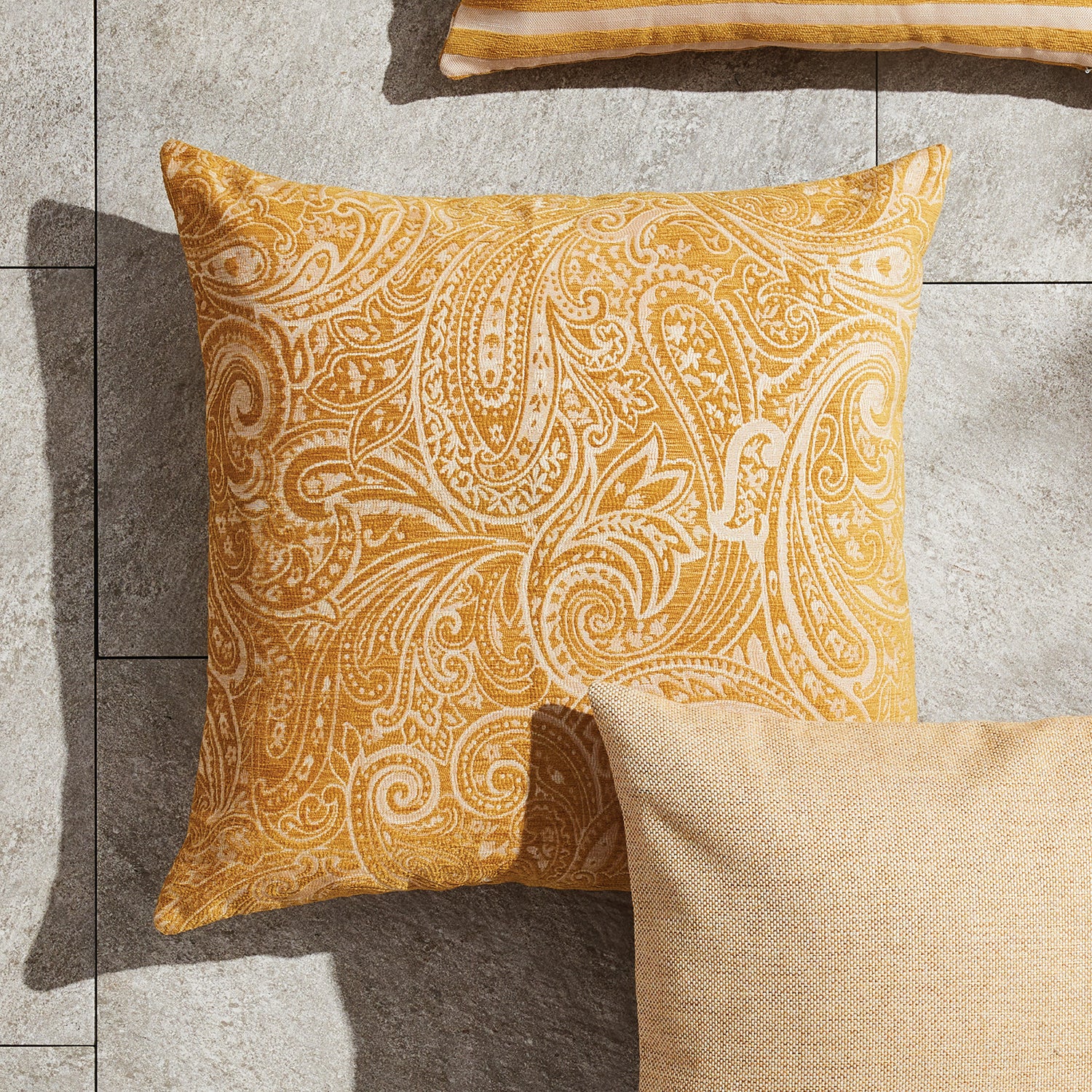 Yara 24in Square Indoor/Outdoor Pillow