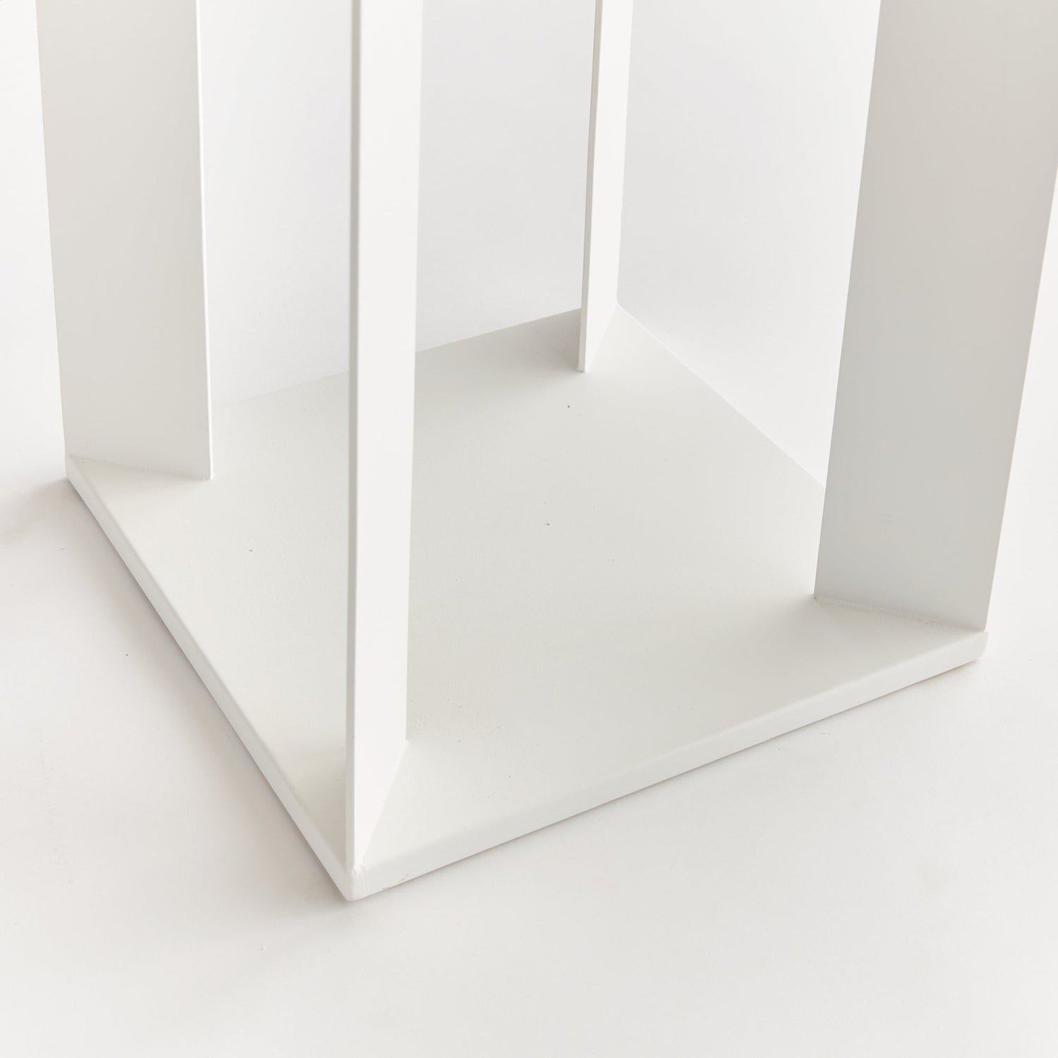 Hanley Solar LED Outdoor Lantern