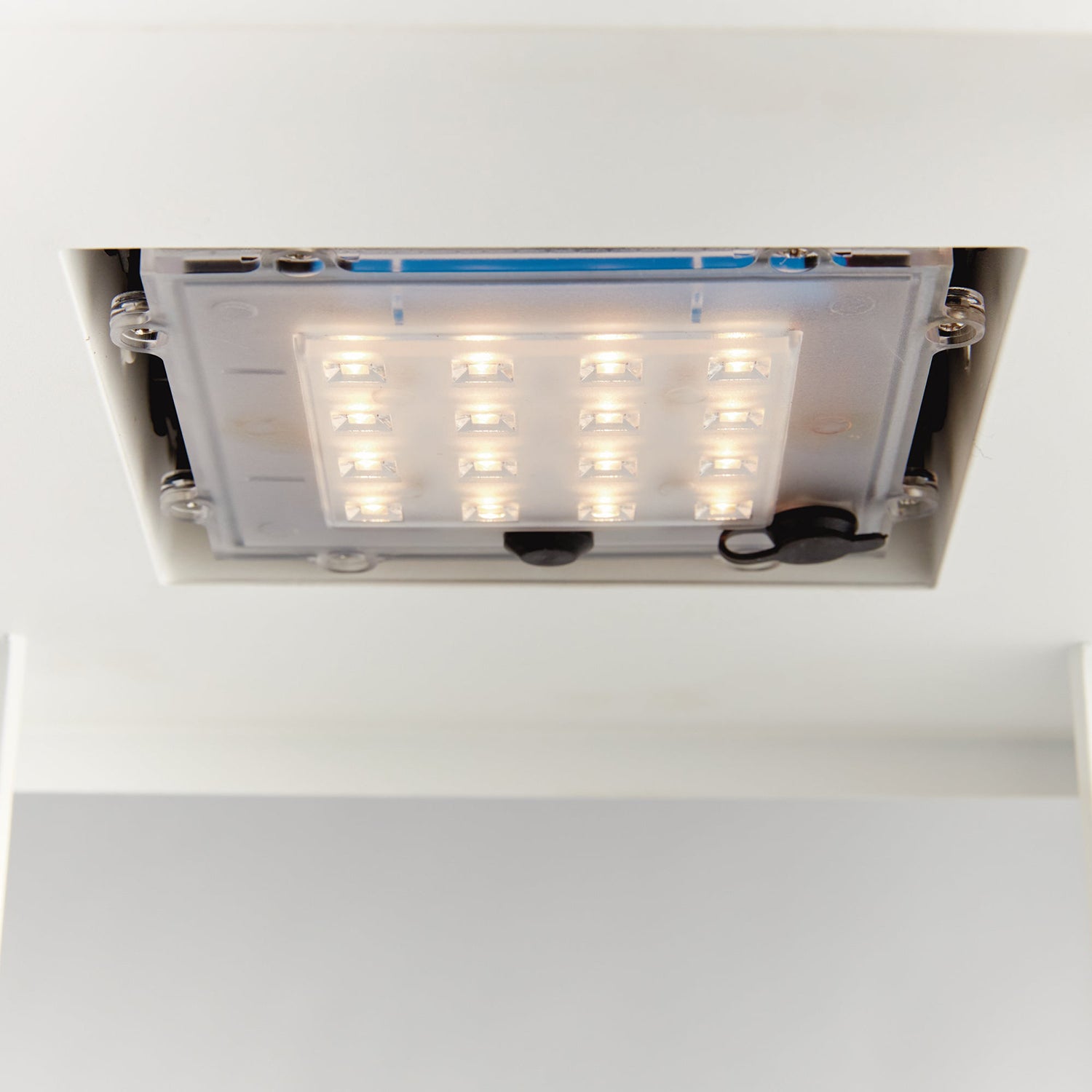 Hanley Solar LED Outdoor Lantern