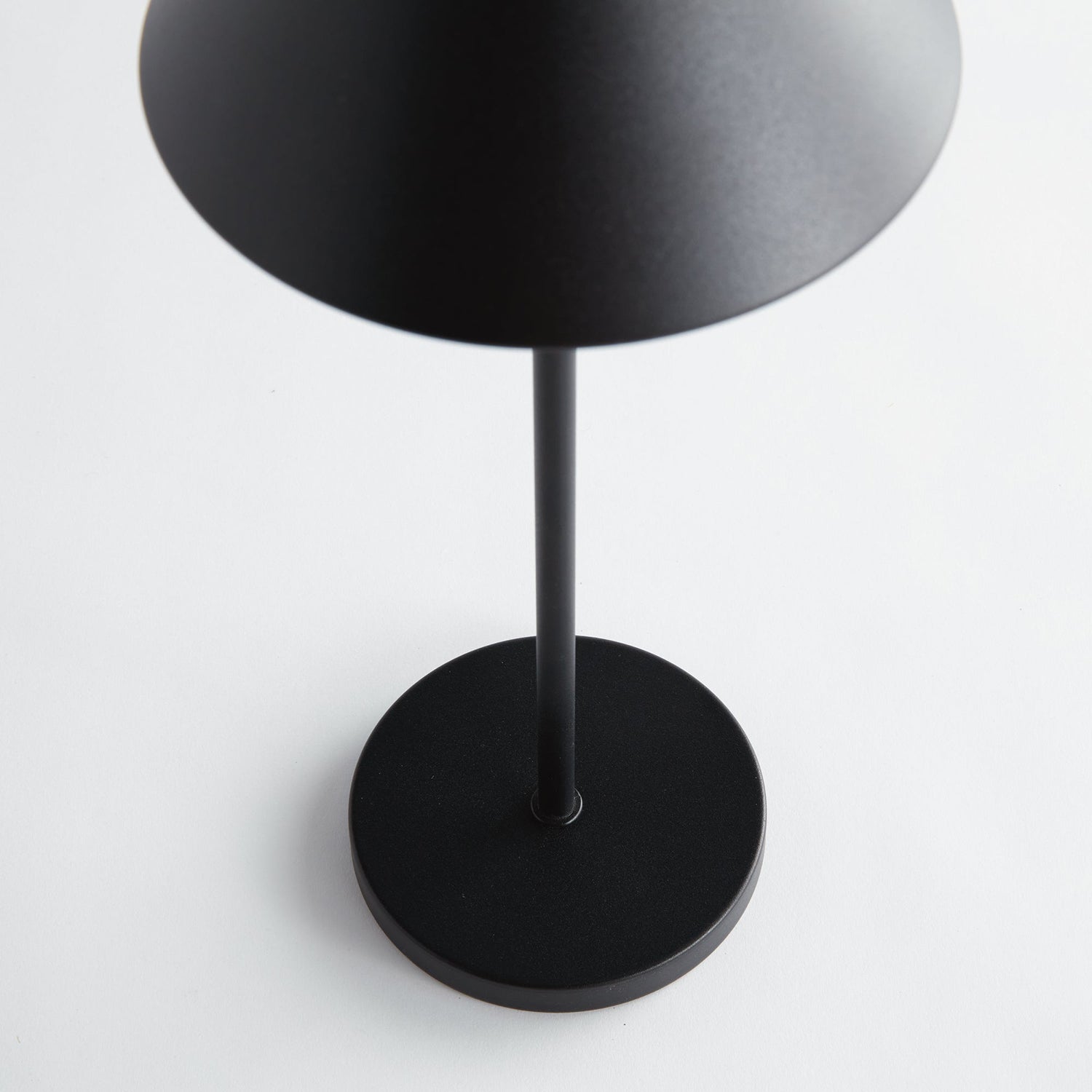 Alluna LED Cordless Lamp