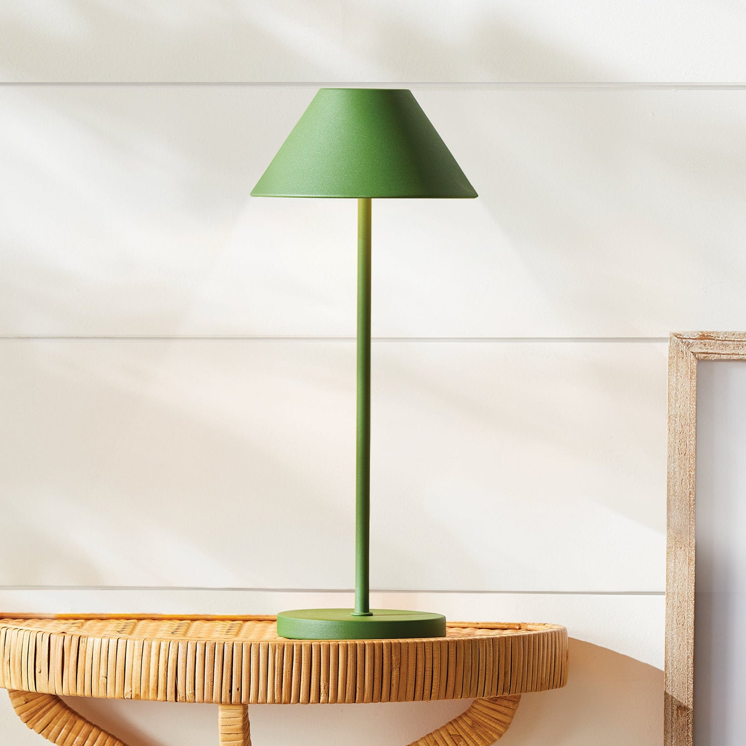 Alluna LED Cordless Lamp