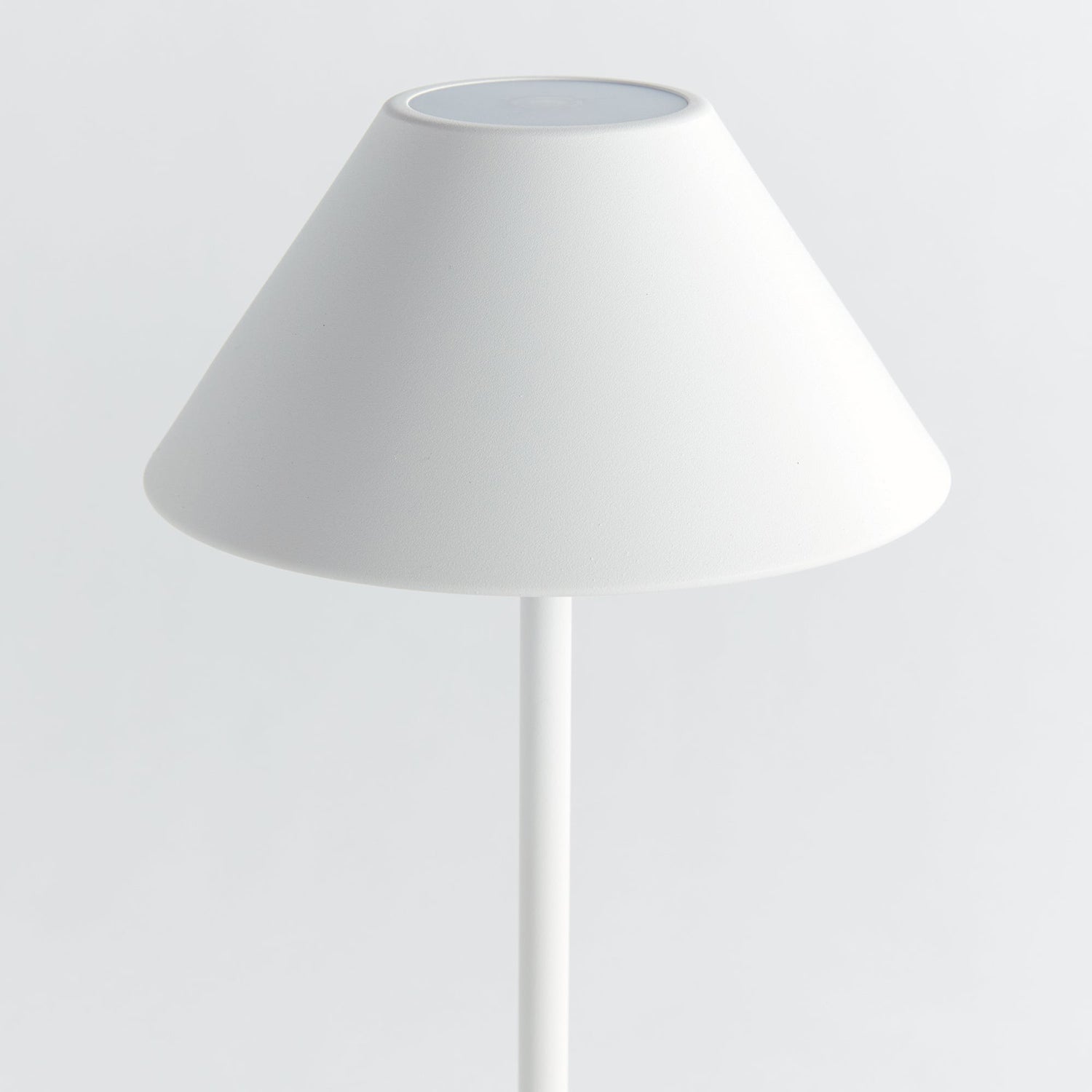 Alluna LED Cordless Lamp