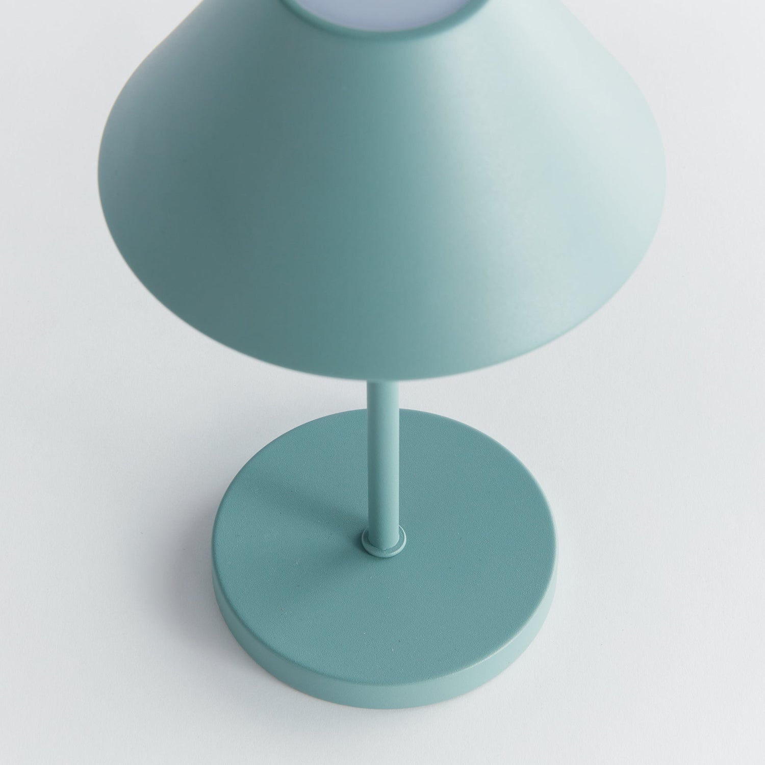 Alluna LED Cordless Lamp