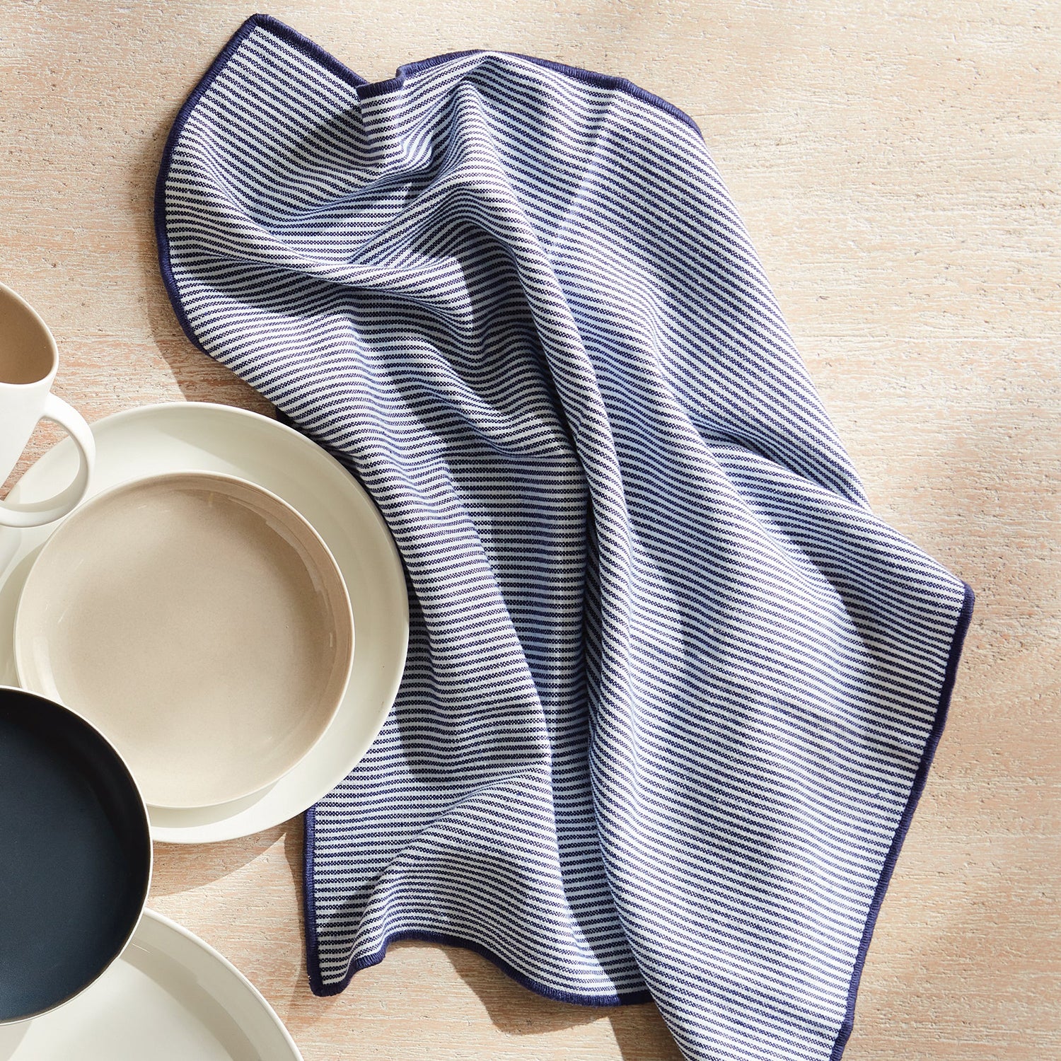 Barclay Butera Vista Dinner Napkin Set of 8