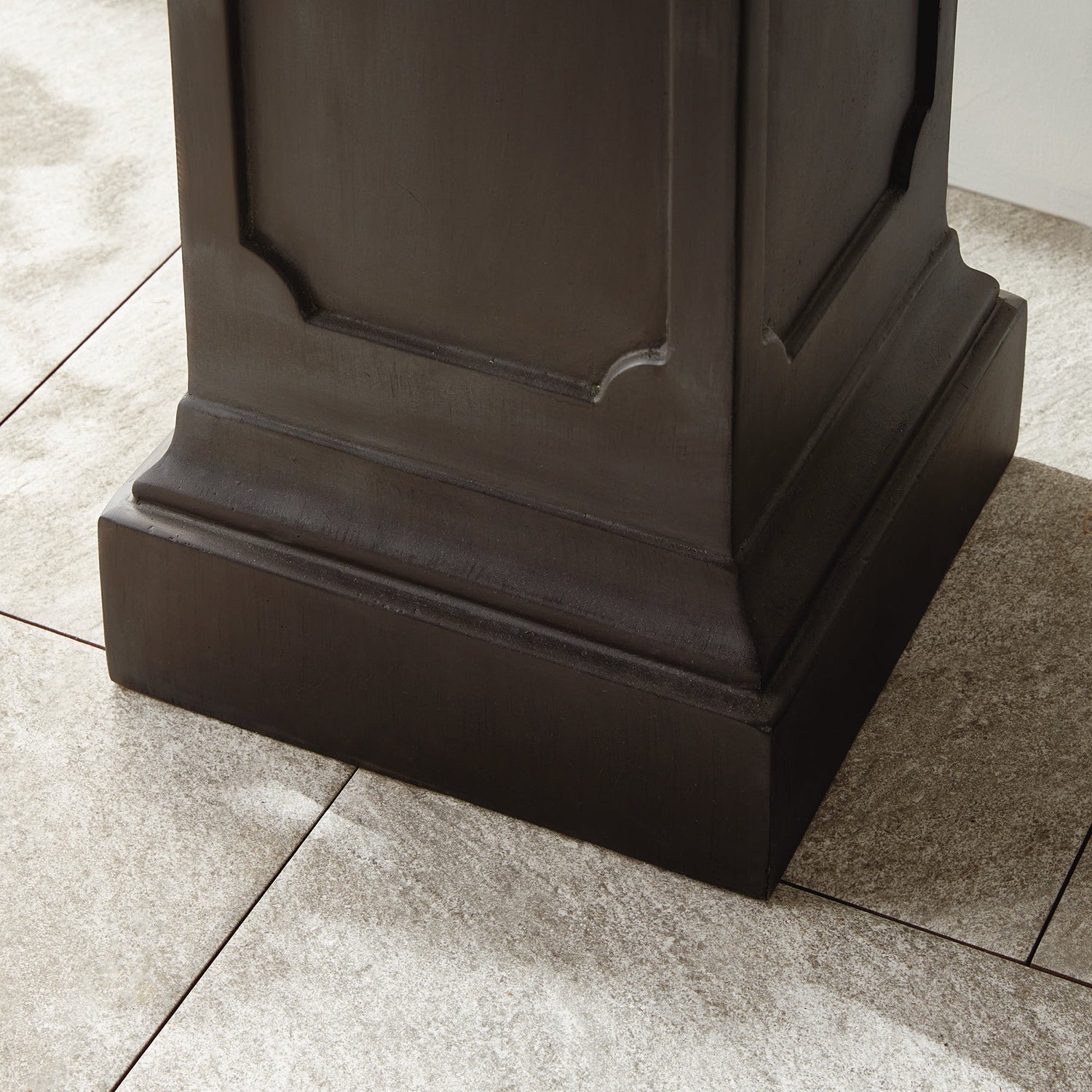 Fibreclay Chambers Pedestal