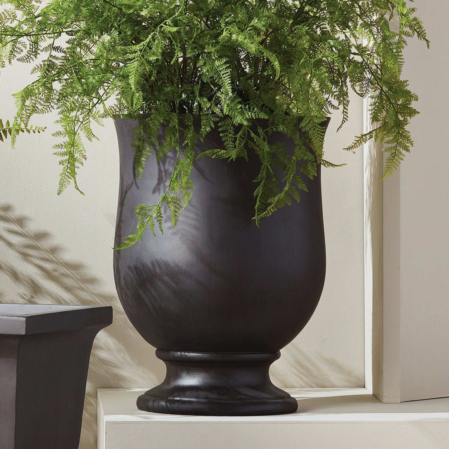 Fibreclay Josie Round Footed Planter