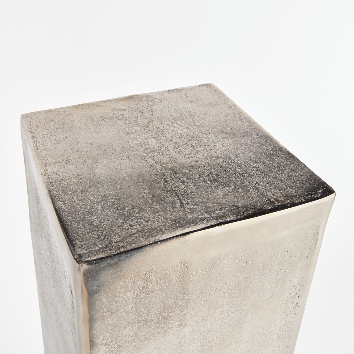 Victor Pedestal