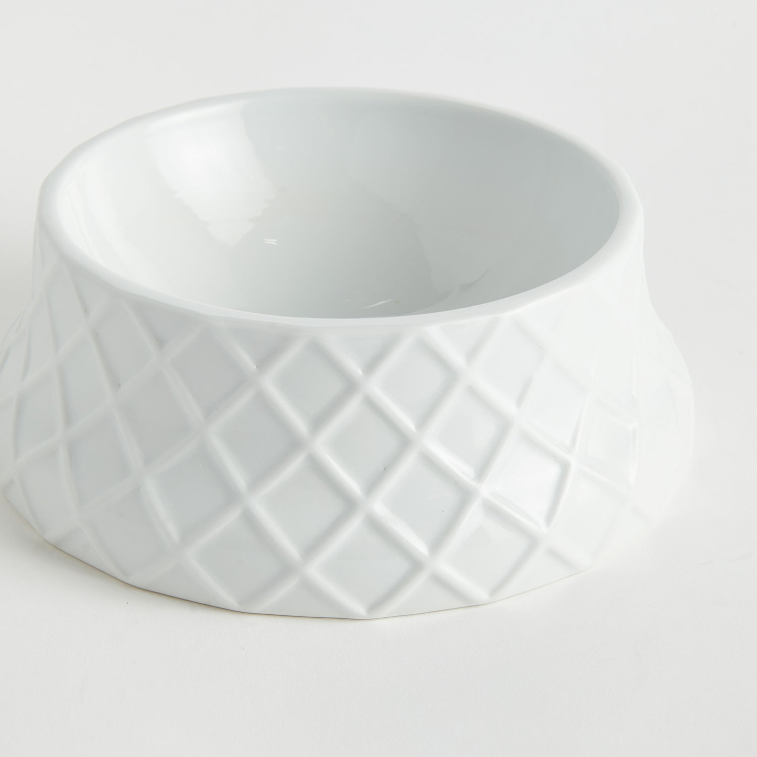 Trellis Pet Bowl