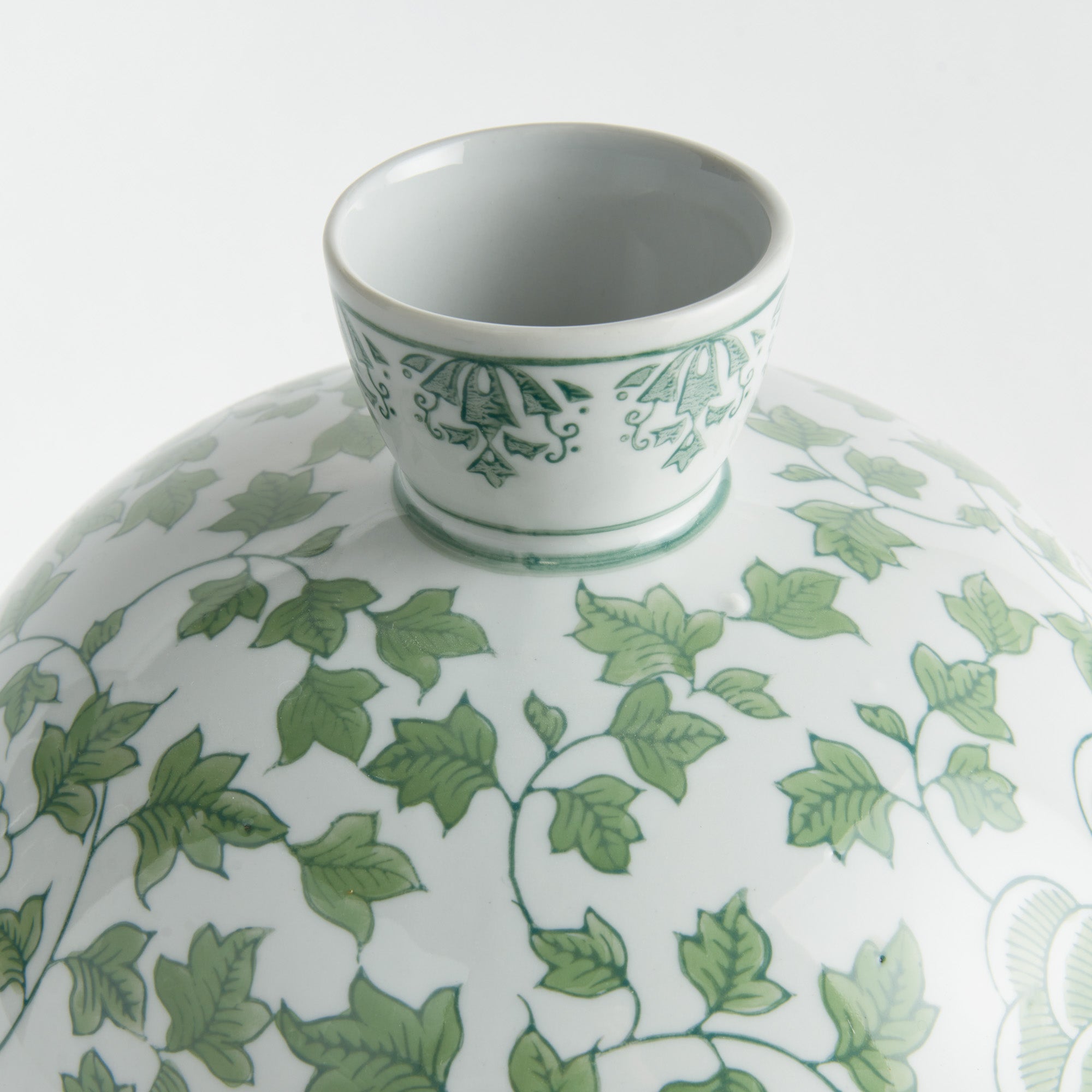 Imperial Ivy Bottle Vase