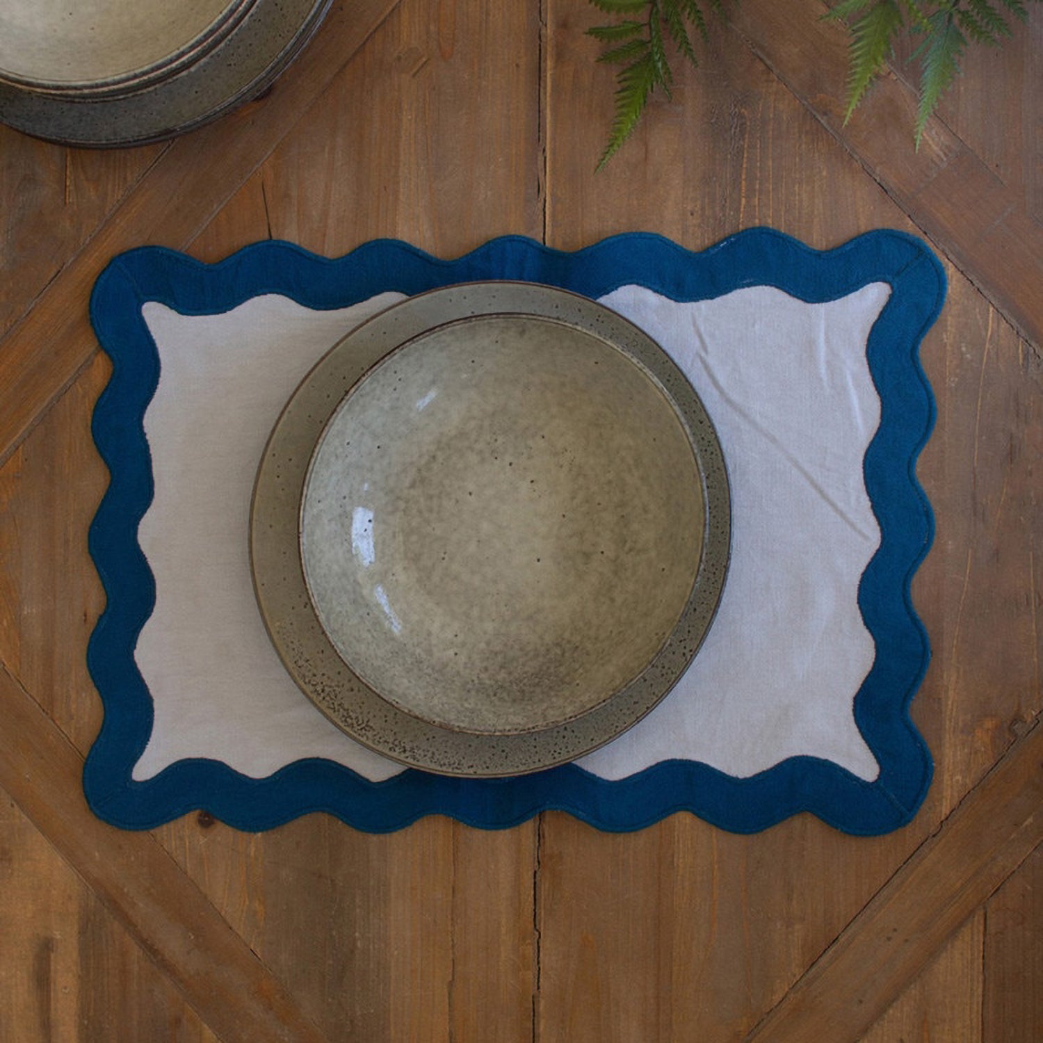 Ruffle Edge Placemat Set of 6