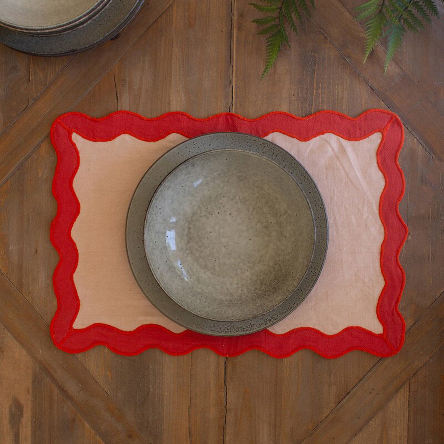 Ruffle Edge Placemat Set of 6
