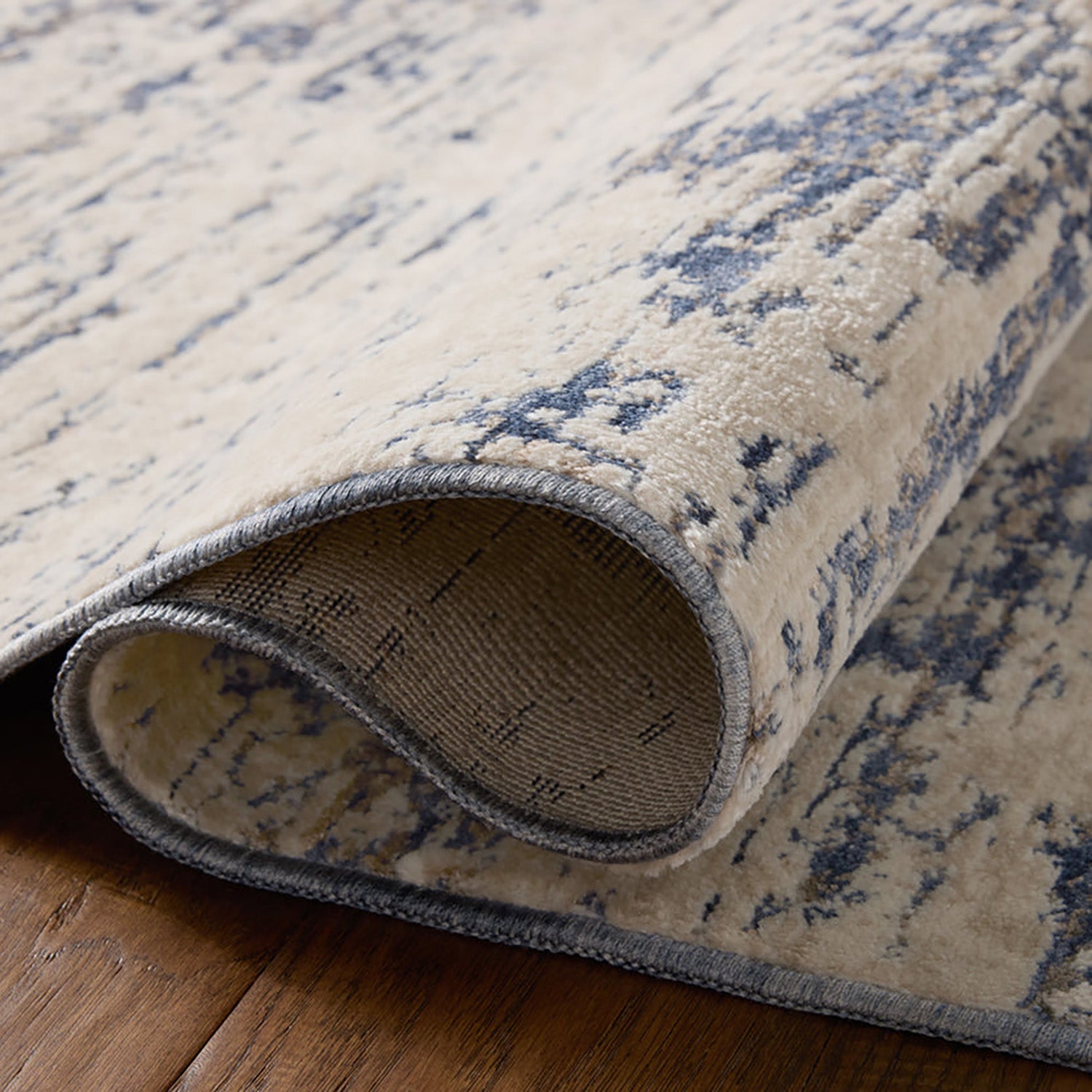 Loloi Nellie Bartlett Power Loomed Rug