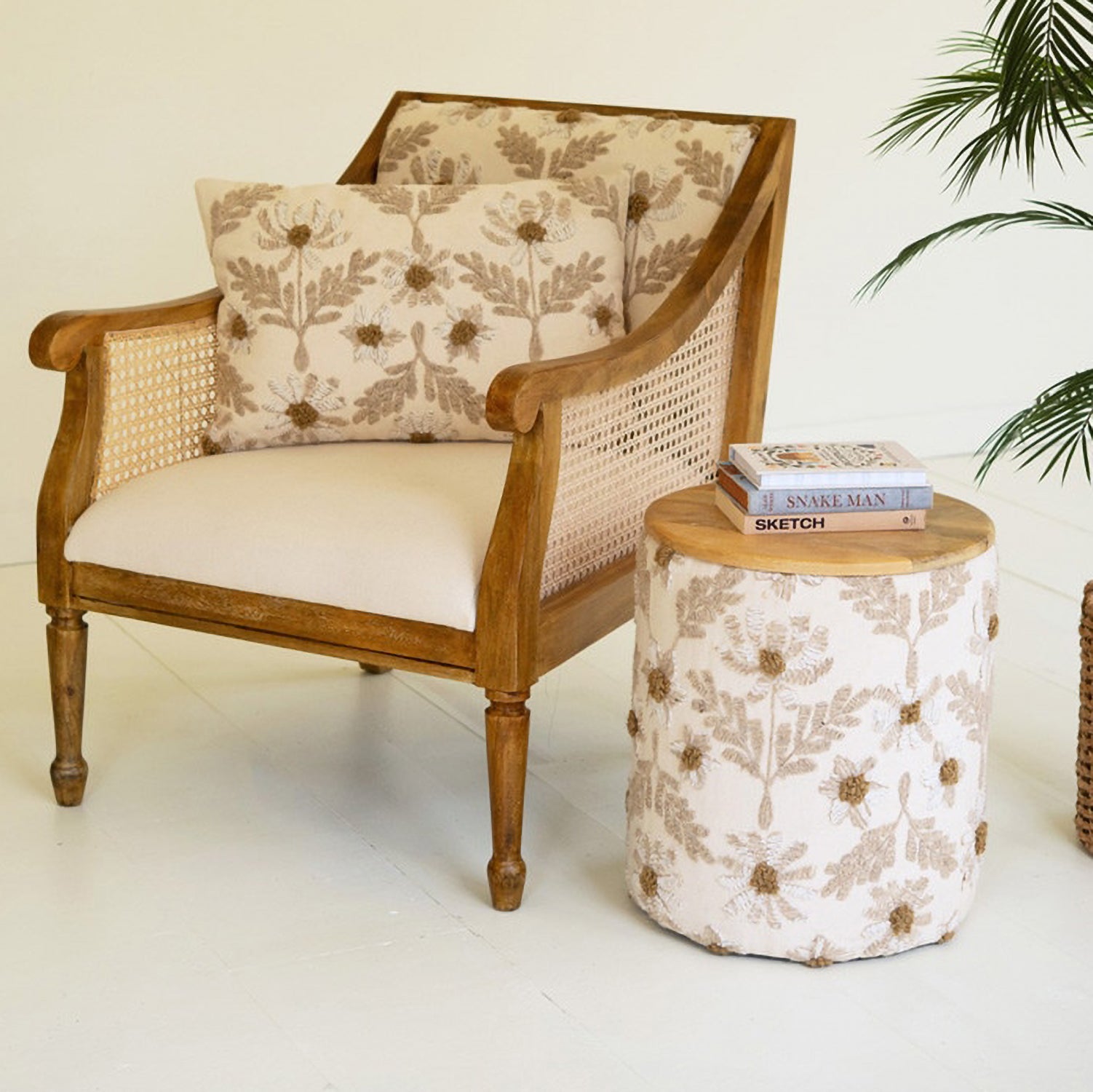 Round Embroidery Accent Table