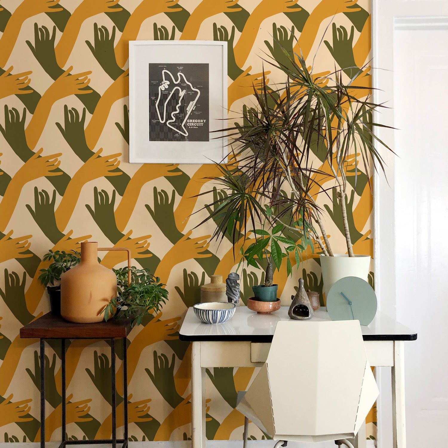 Mitchell Black x Natalie Papier Connect Wallpaper