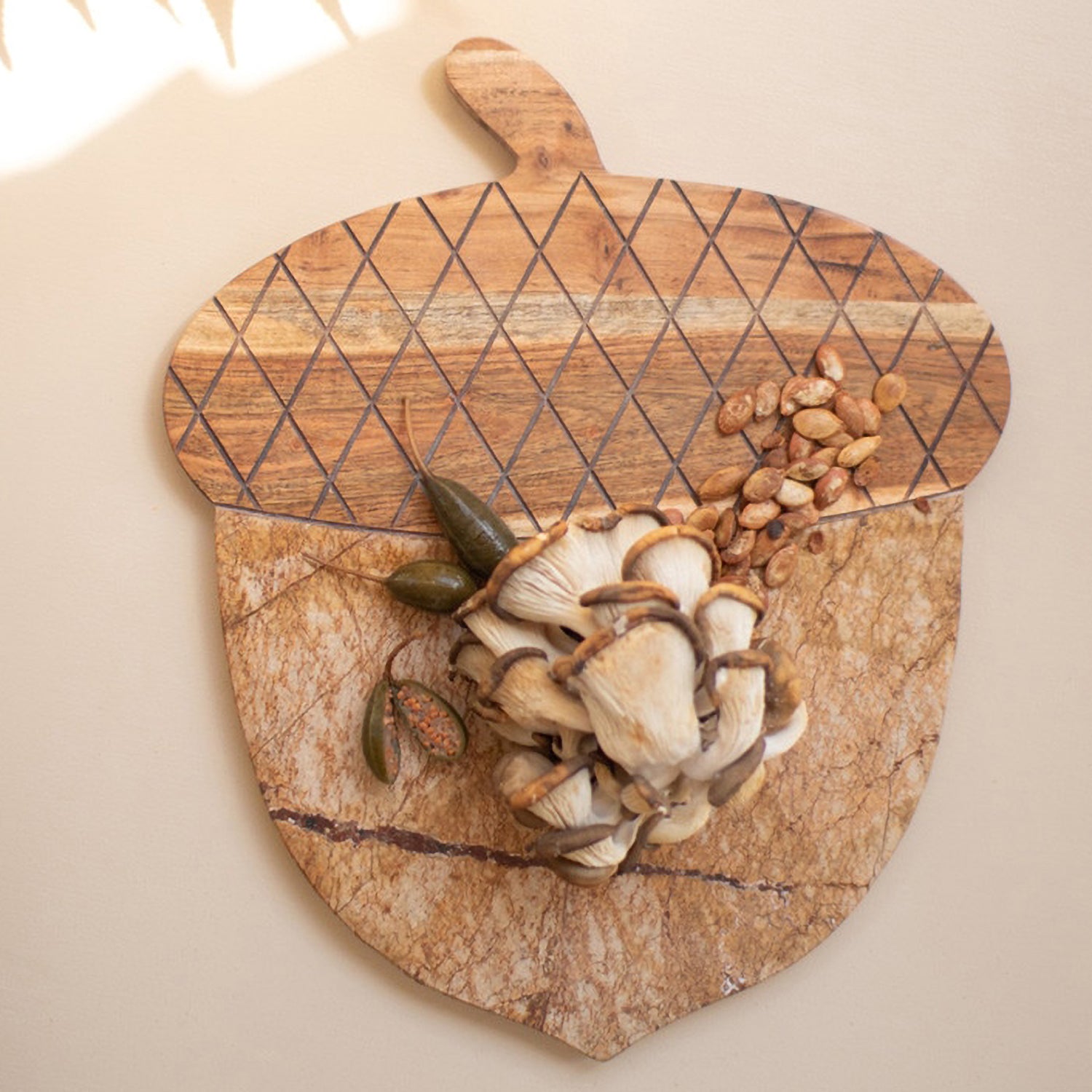 Acorn Serving Board
