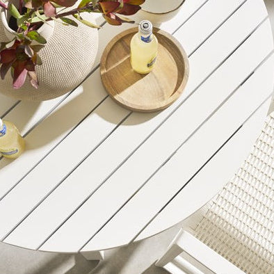 Vanguard Furniture Breeze Cloud Outdoor Round Bistro Table