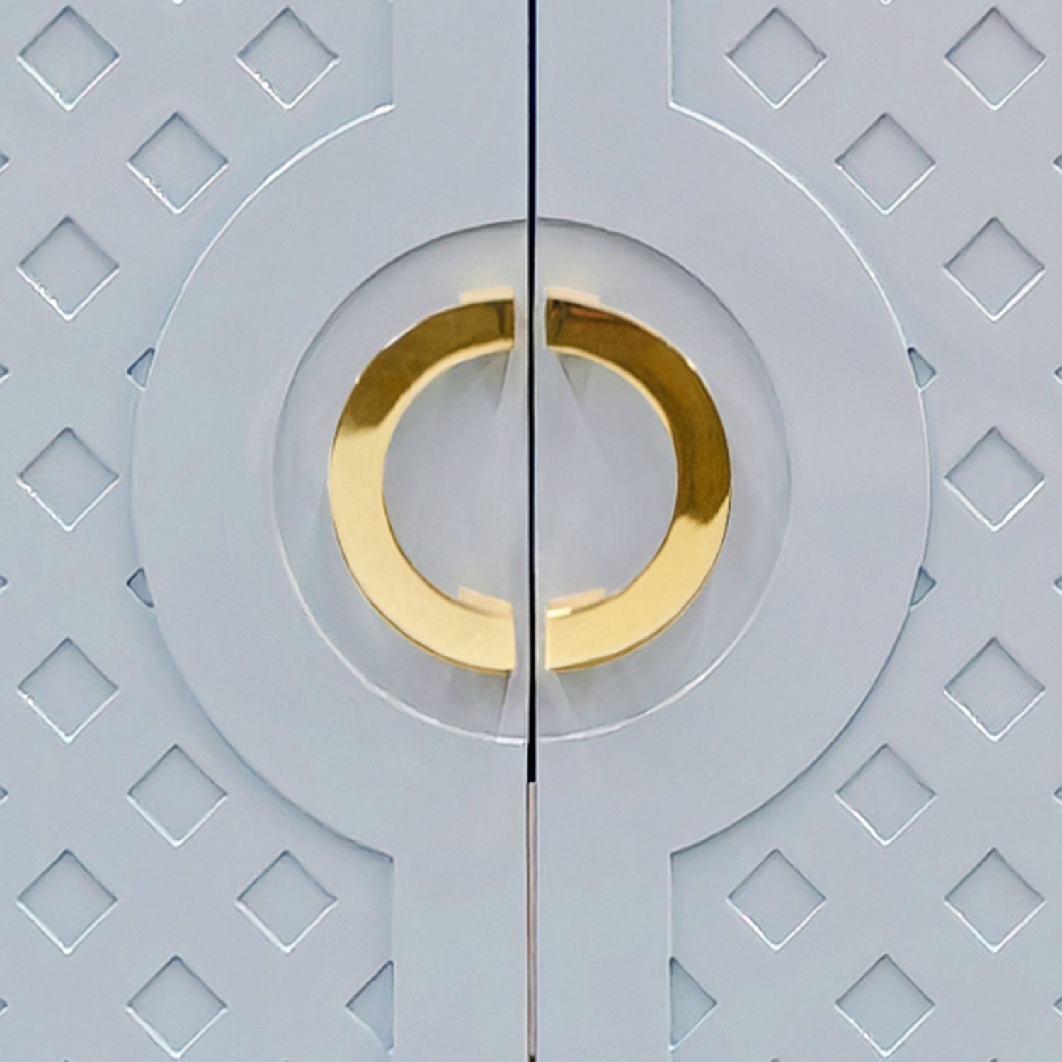 Worlds Away Poppy cabinet, close-up of lattice overlay in light blue lacquer