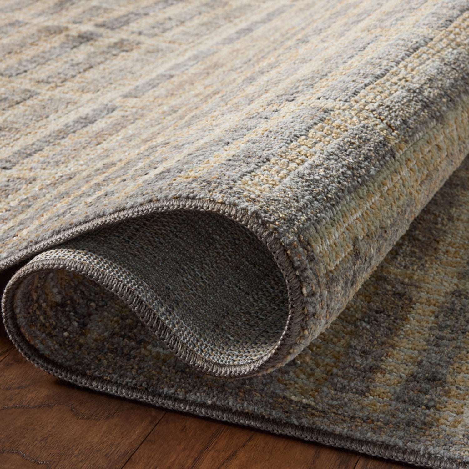 Loloi Roxie Smoke/Natural Power Loomed Rug