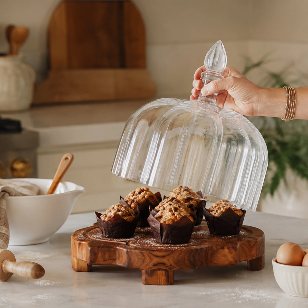 Etu Home Quatrefoil Glass Dome Cloche