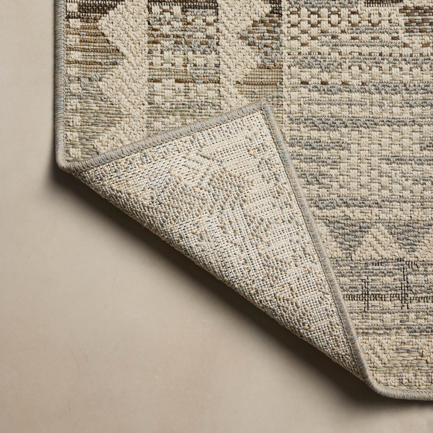 Loloi Saylor Ivory/Granite Indoor/Outdoor Rug