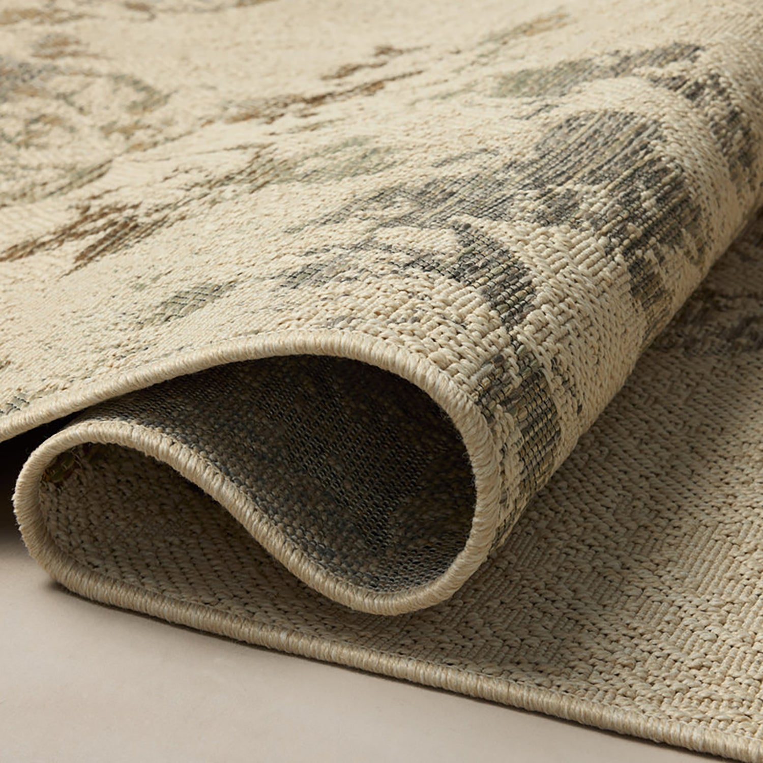 Loloi Saylor Ivory/Bark Indoor/Outdoor Rug