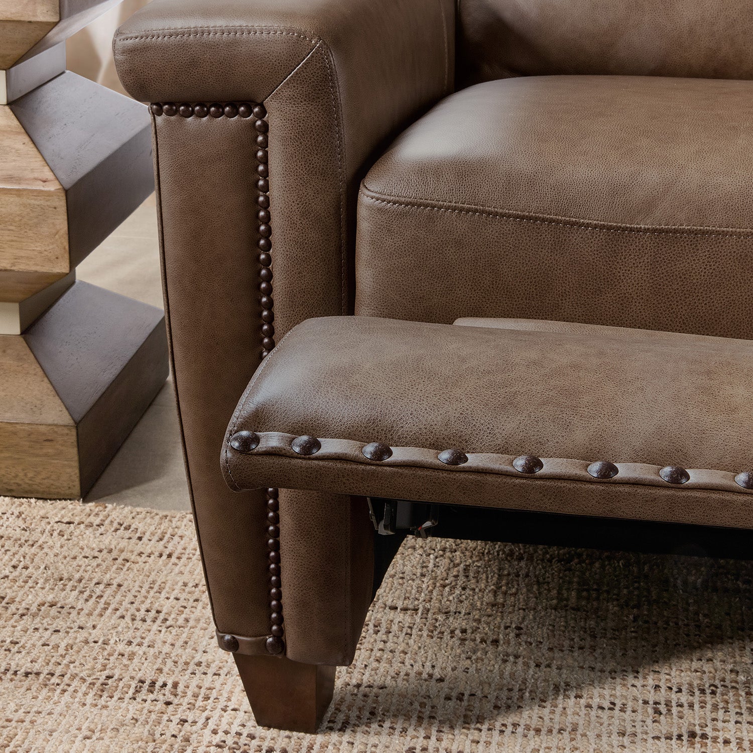 Hooker Furniture Julian Zero Gravity Power Sofa with Power Headrest