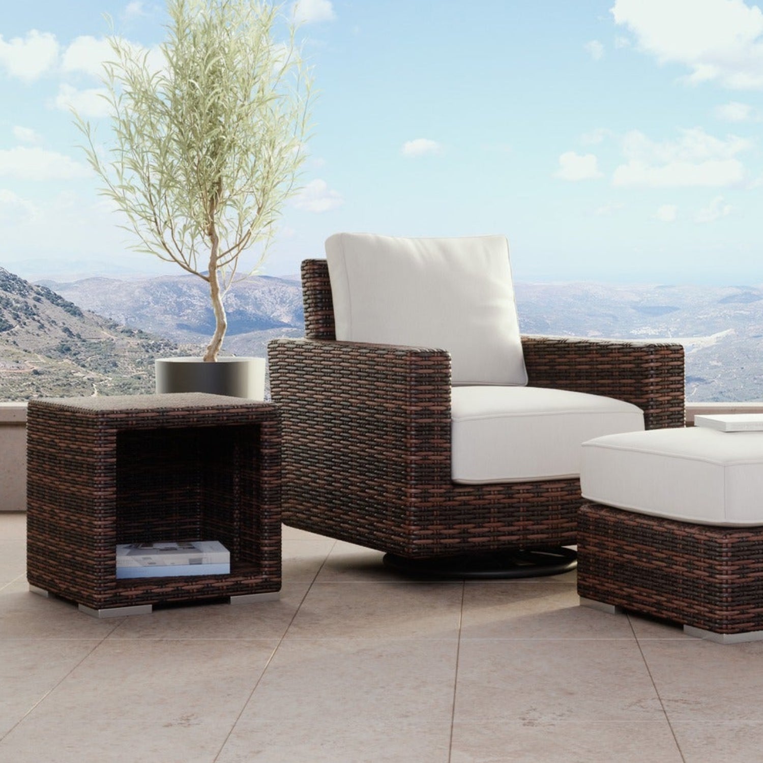 Sunset West Montecito Canvas Natural w/Self Welt Swivel Rocker Outdoor Club Chair