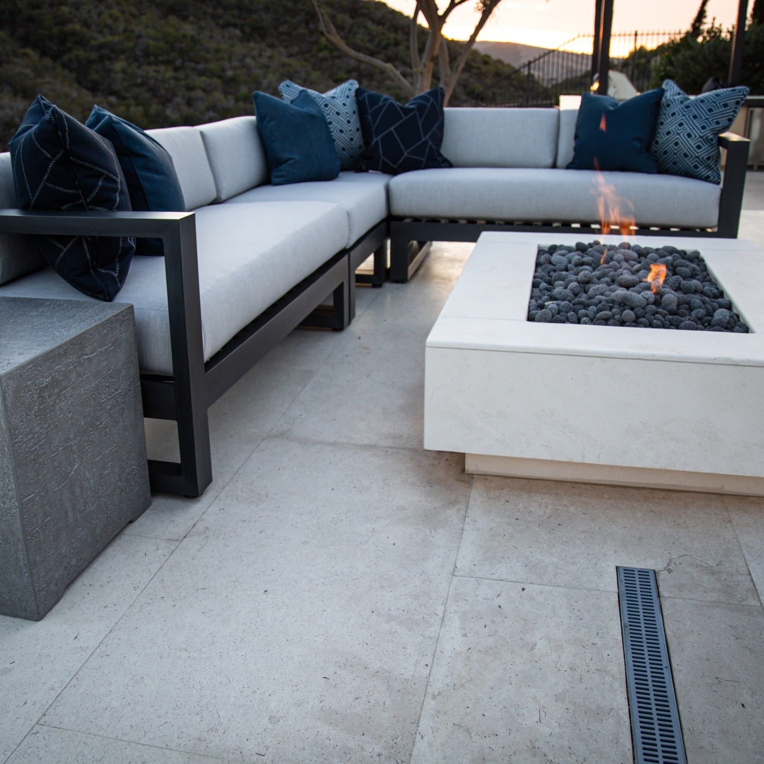 Sunset West Redondo Cast Silver Outdoor Sectional