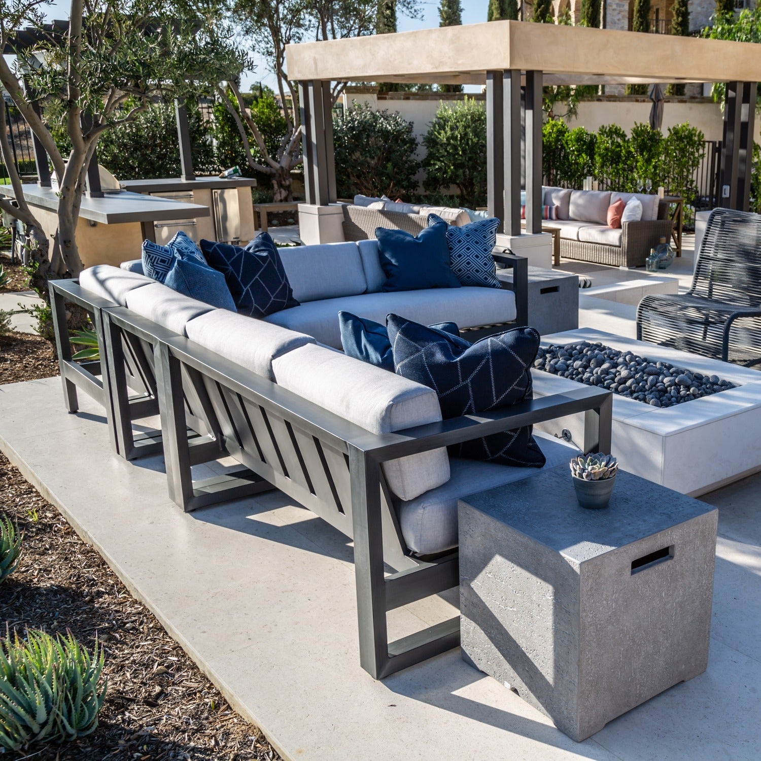 Sunset West Redondo Cast Silver Outdoor Sectional