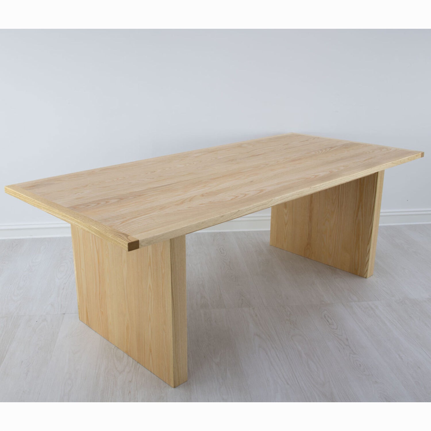 Tommy Dining Table