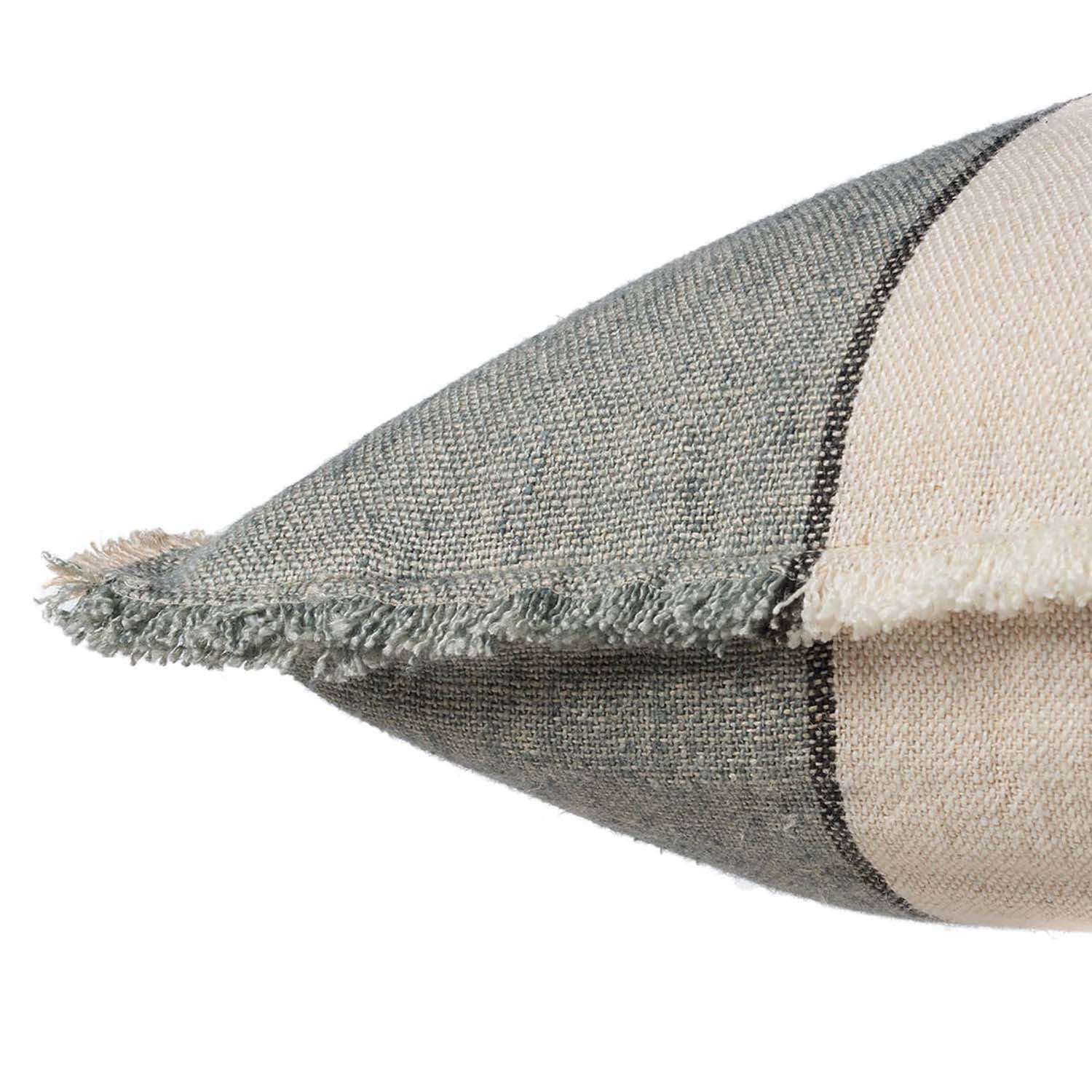 Jaipur Living Tanzy Morrigan Throw Pillow