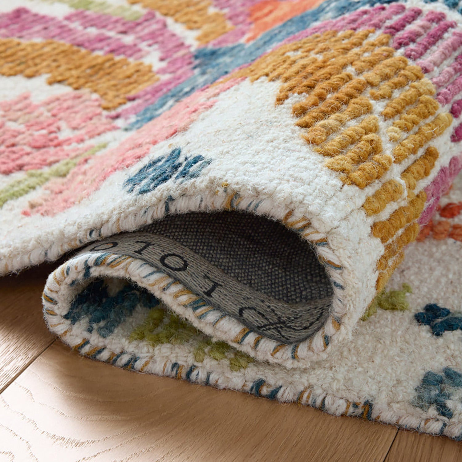 Loloi Tilly Ivory/Multi Hand Tufted Rug