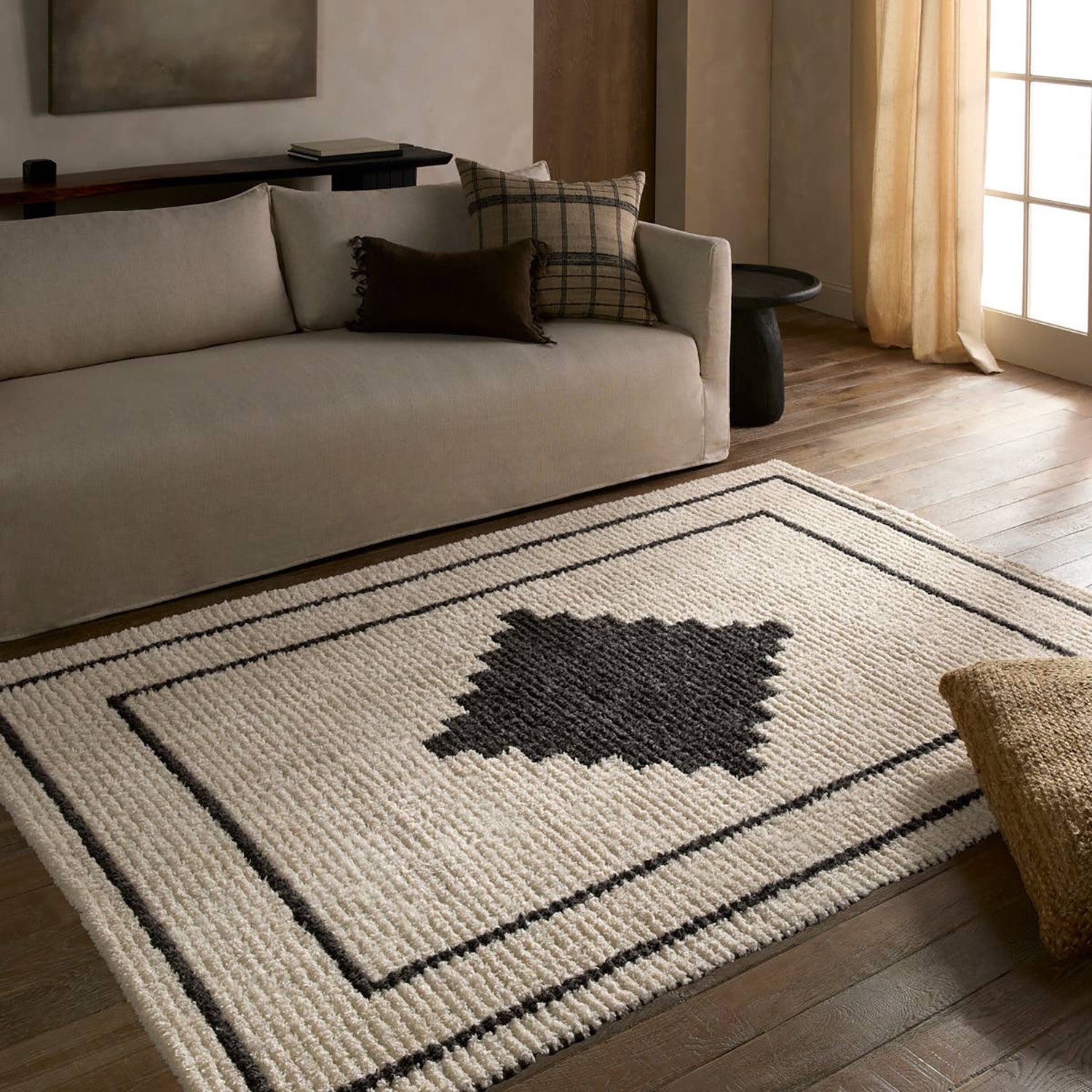 Label J by Jaipur Living Tamry Antaram Power Loomed Rug