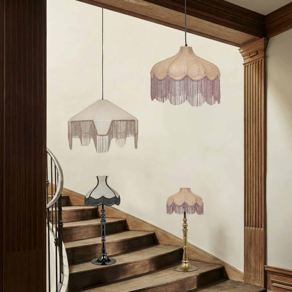 TOV Furniture Buchanan Jute Fringed Scalloped Table Lamp