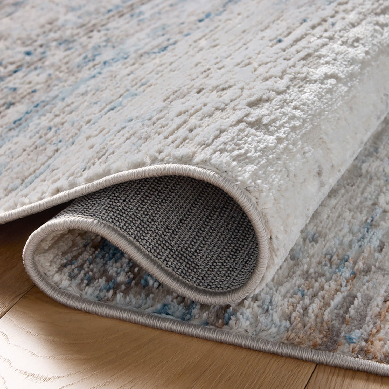 Loloi Townes Ivory/Sky Power Loomed Rug