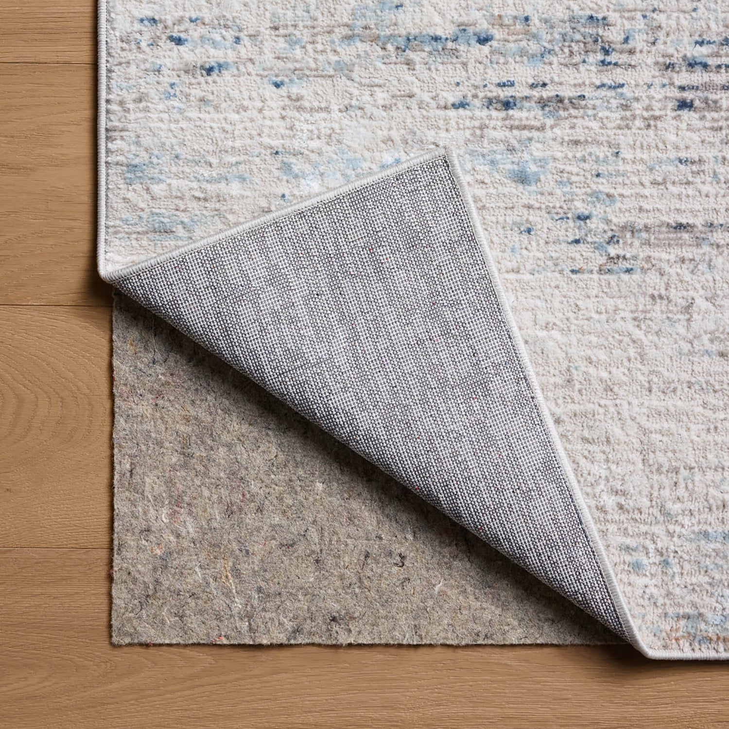 Loloi Townes Ivory/Sky Power Loomed Rug