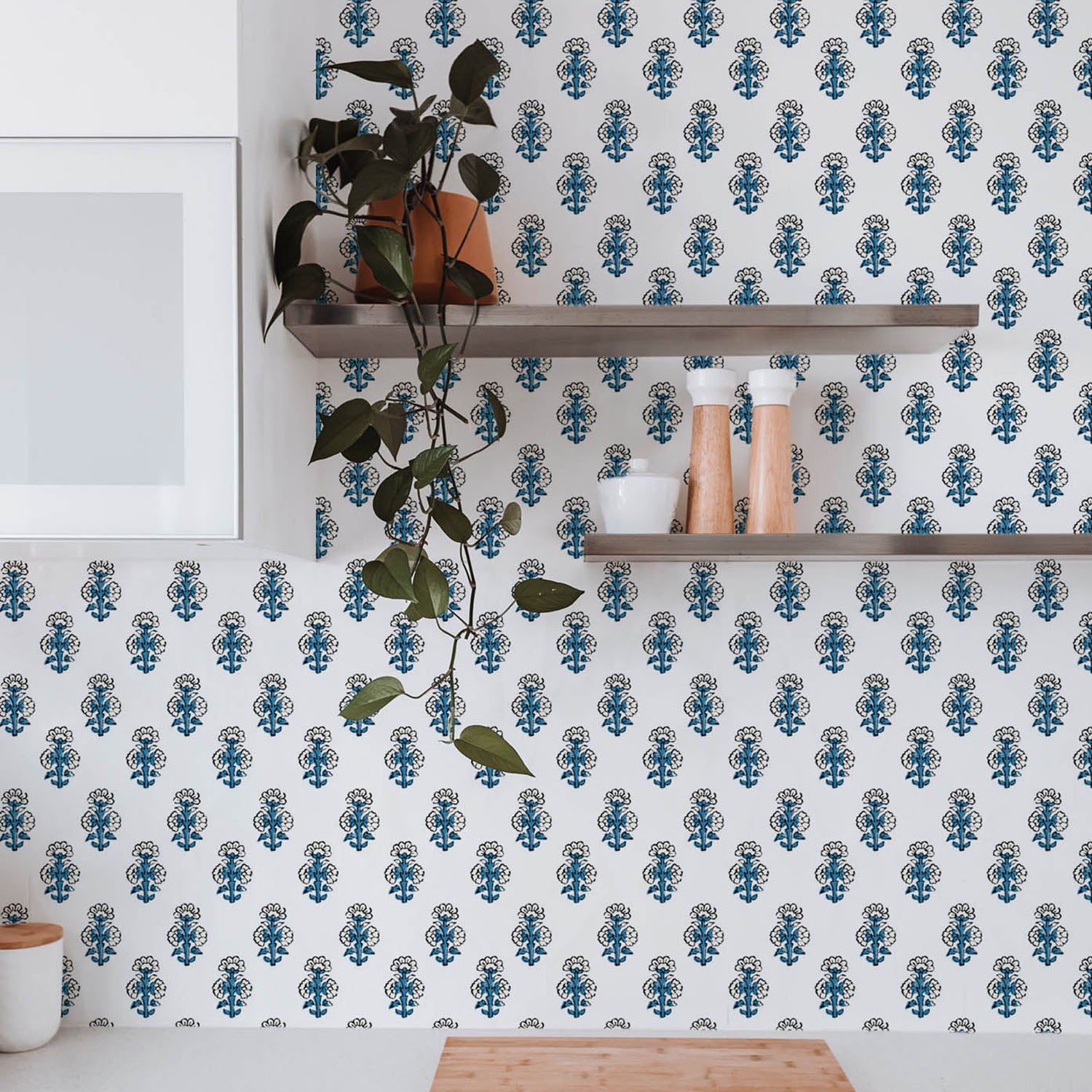 Mitchell Black Talelayo Wallpaper